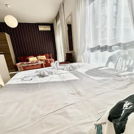 Rainbow 3 - Menada סאני ביץ'