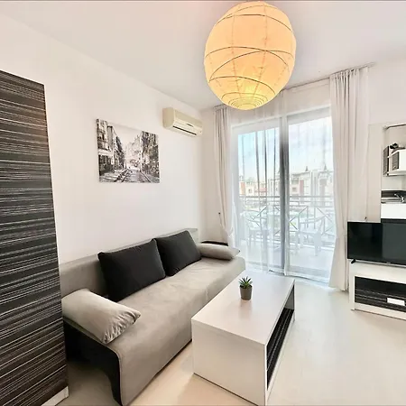 Apartment Rainbow 3 - Menada *
