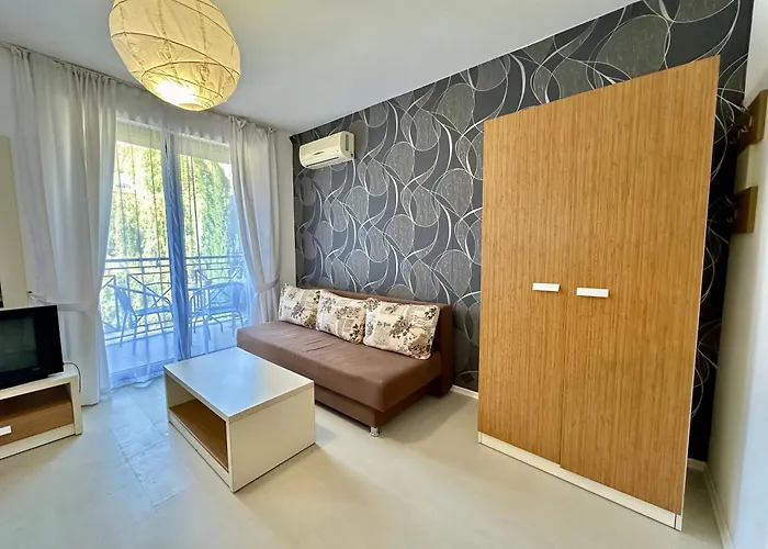 Rainbow 3 - Menada דירה