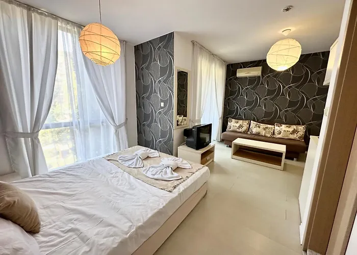 Rainbow 3 - Menada דירה