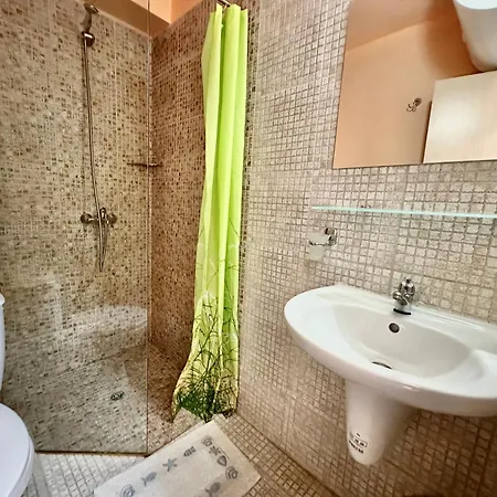 Rainbow 3 - Menada Slantchev Briag