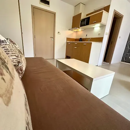 Rainbow 3 - Menada * Slantchev Briag