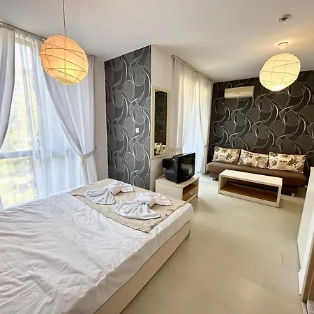 Rainbow 3 - Menada Appartement