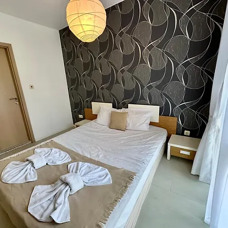 Rainbow 3 - Menada Appartement *