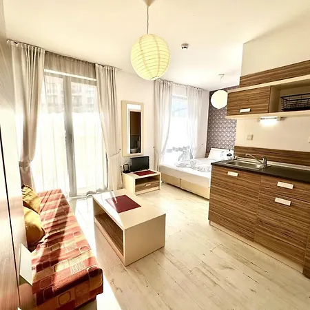 Rainbow 3 - Menada Appartement *